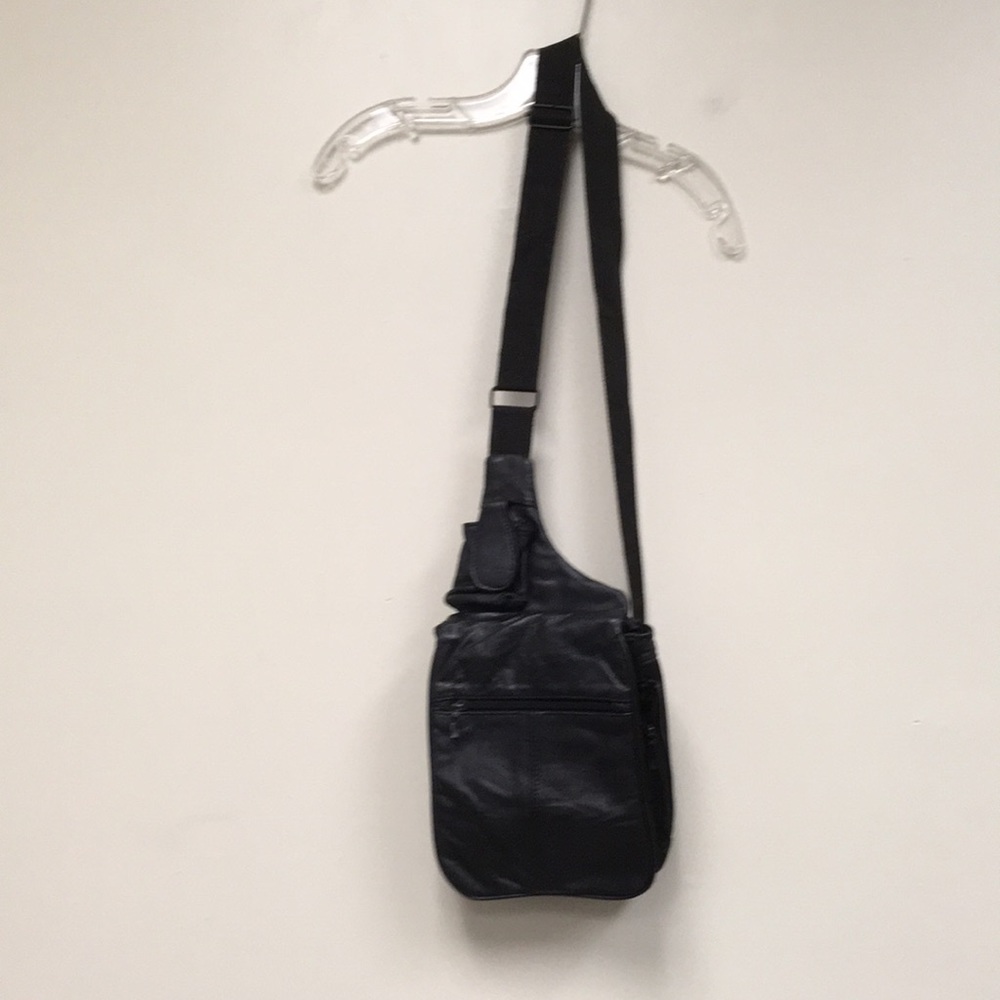 Buxton Leather Slingback Messenger